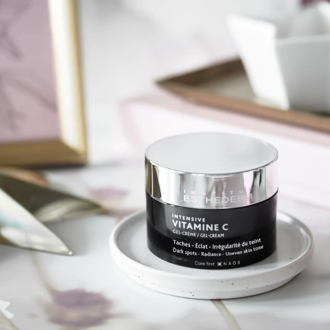 Institut Esthederm® Intensive Vitamine C Gel-Cream 1.7 oz - Image 4